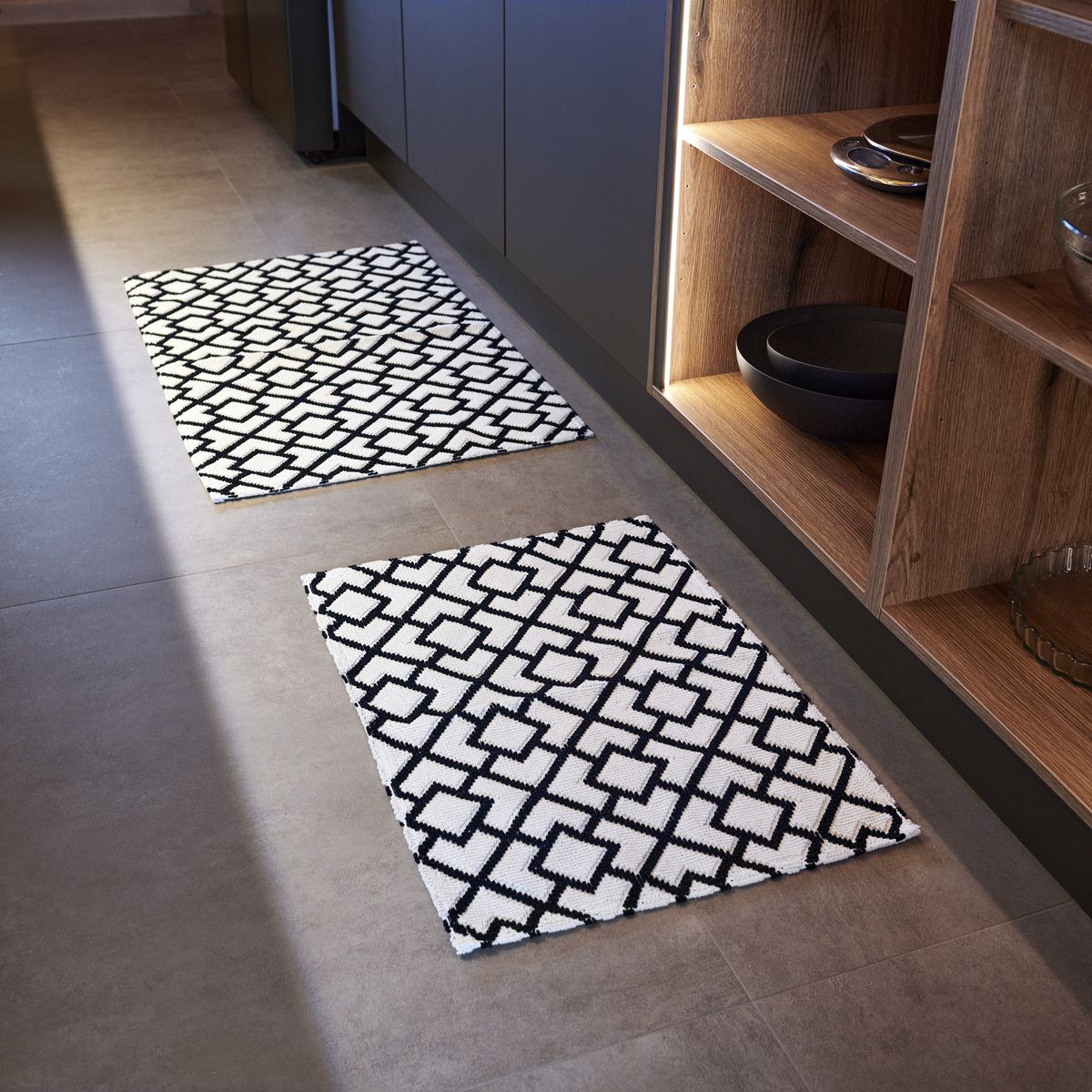 Tapis de bain Serge - 100 % coton recyclé noir, TRADITION DES VOSGES