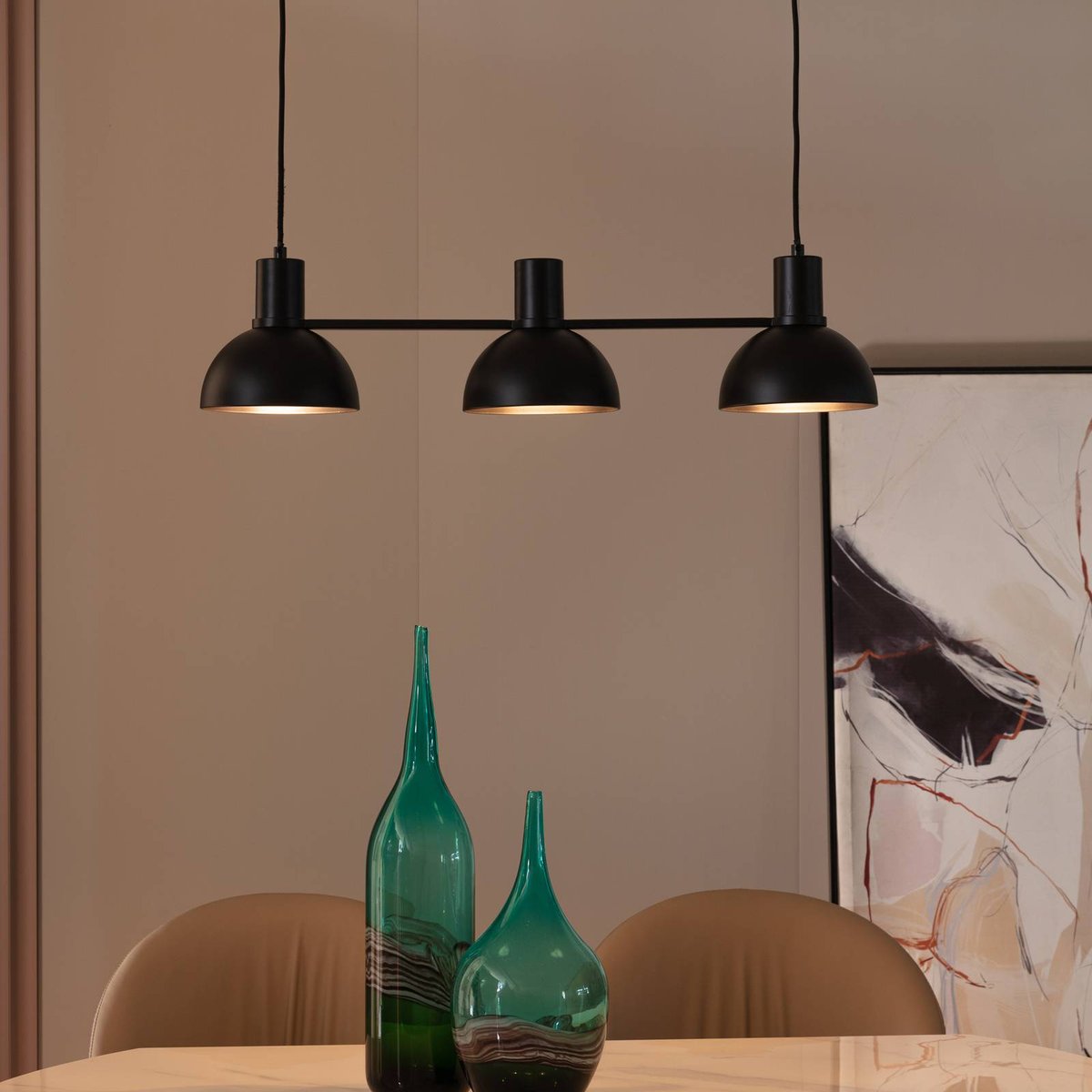 Suspension en métal design, Mostrid noir mat, LUCANDE