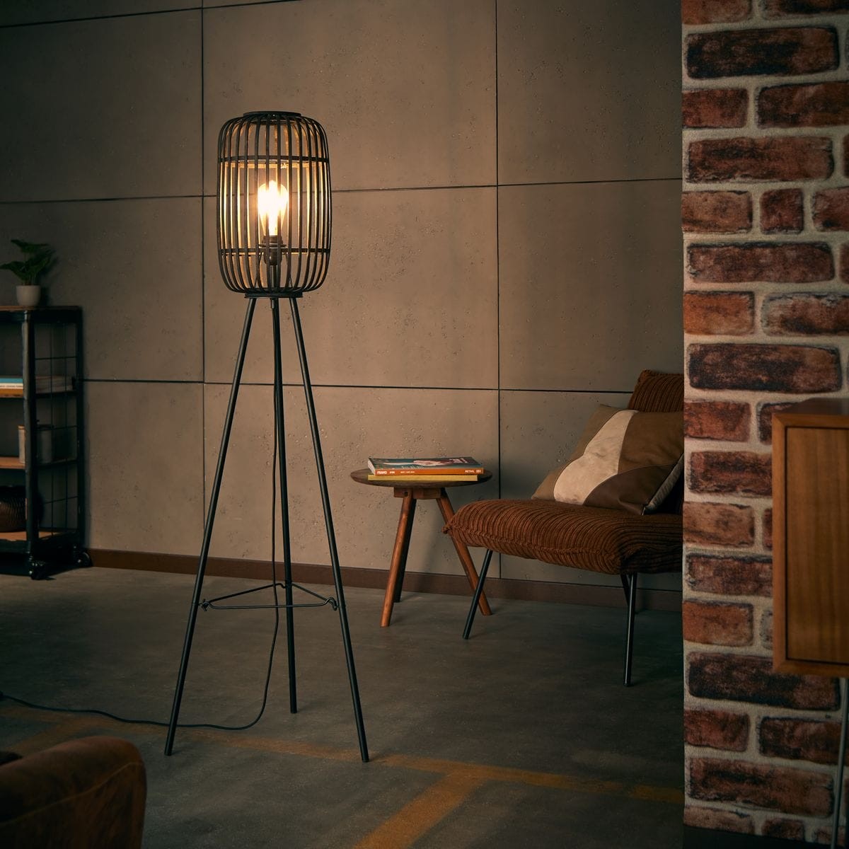 Lampadaire    WOODROW noir, BRILLIANT