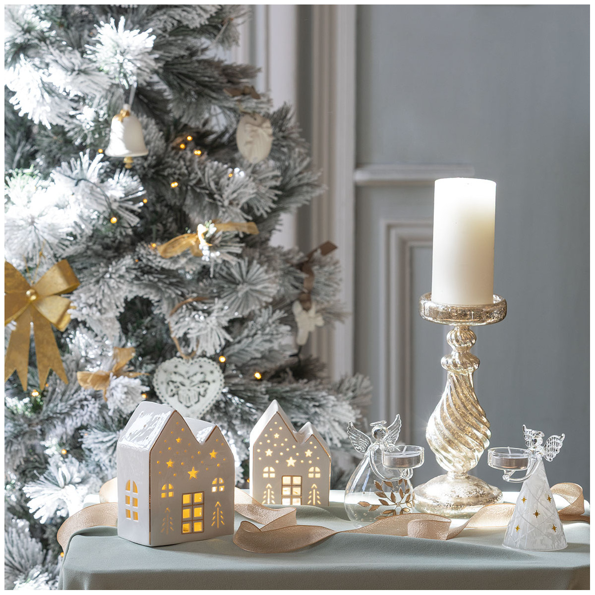 Maison décorative avec LED petit modèle blanc, MATHILDE M