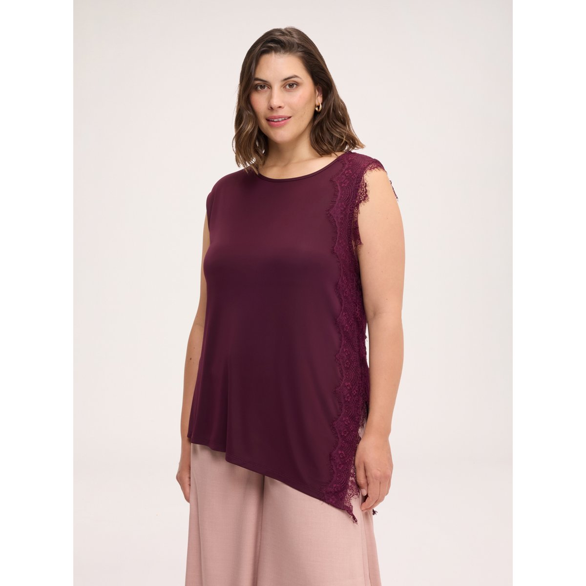 Haut asymétrique à bordure en dentelle burgundy, FIORELLA RUBINO
