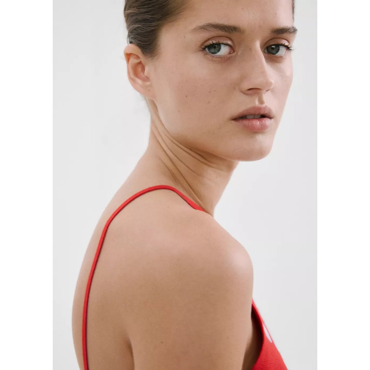 Robe maille emmanchures américaines rouge, MANGO