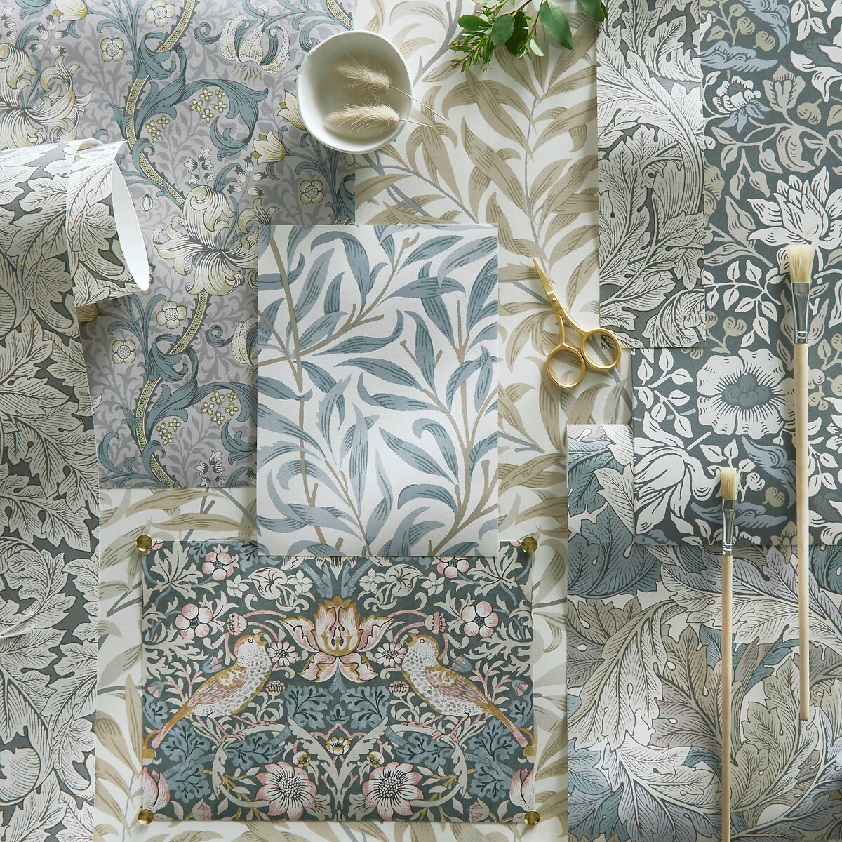 Willow Boughs Mineral Wallpaper grey, WILLIAM MORRIS BY CLARKE & CLARKE