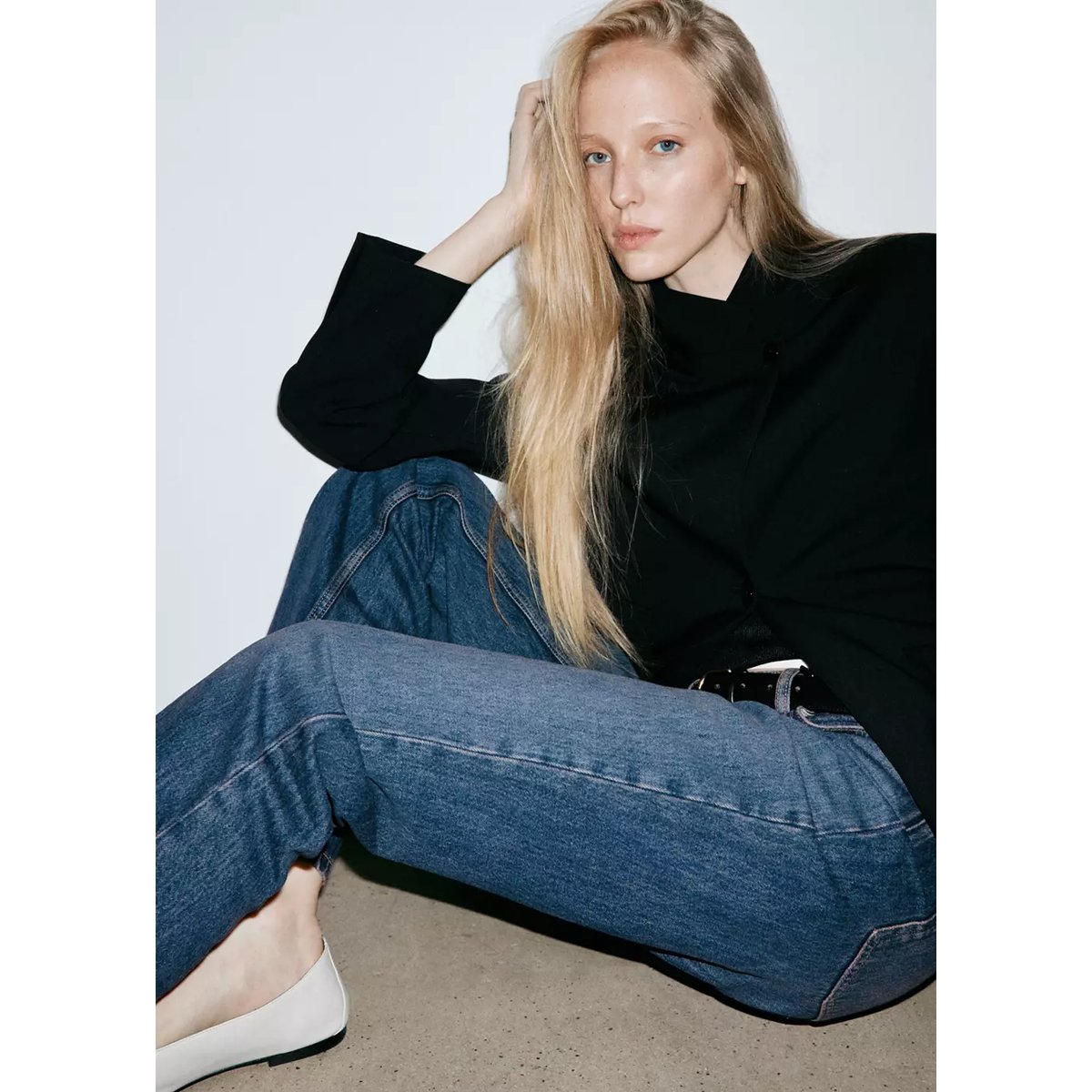 Jeans flare taille basse bleu foncé, MANGO