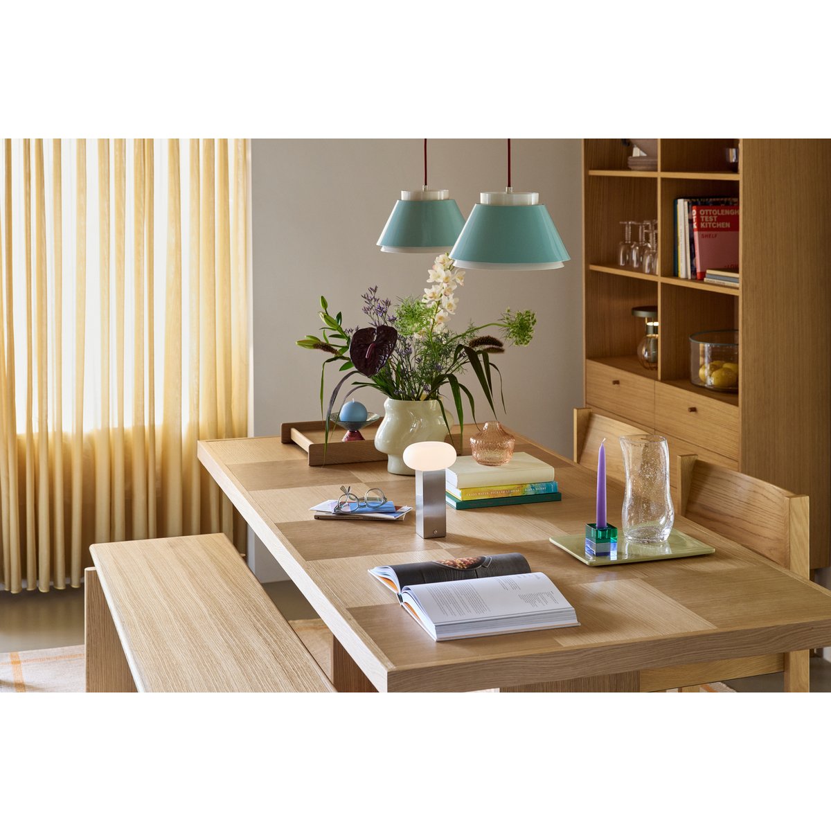 Vase en verre FUYU orange, HUBSCH