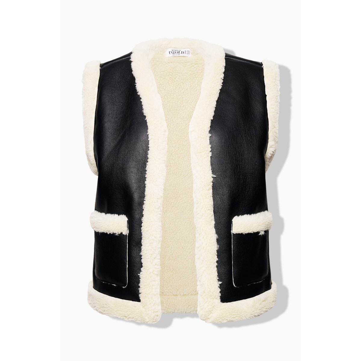 Gilet en simili et imitation fourrure. Ligne noir, STUDIO UNTOLD