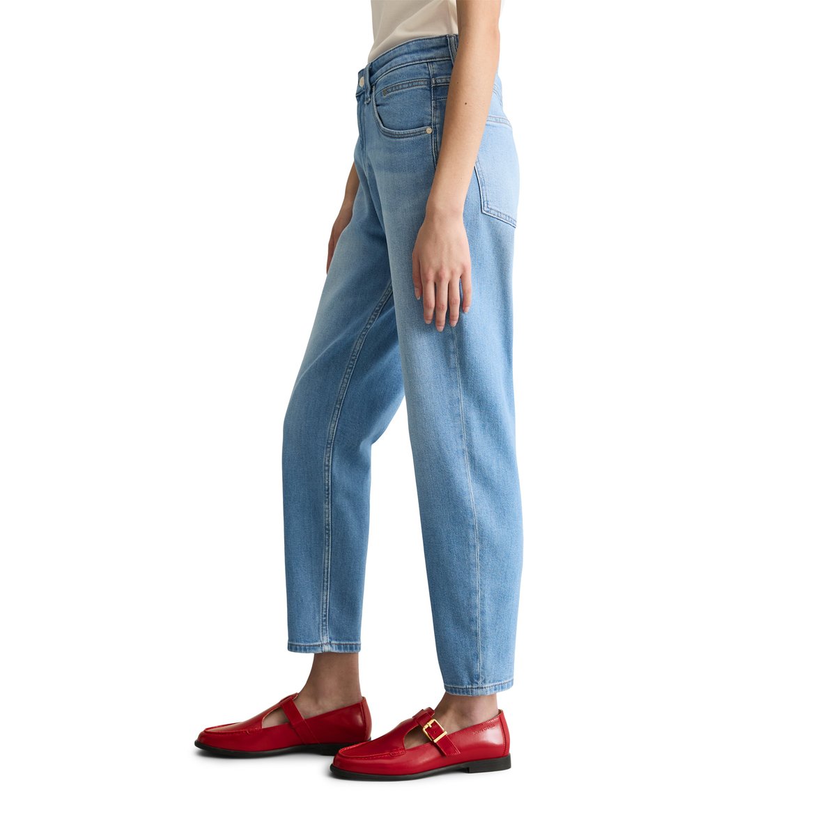 Jeans modèle Freja boyfriend ankle-length en mélange de coton organique et de lyocell bleu clair, MARC O’POLO DENIM