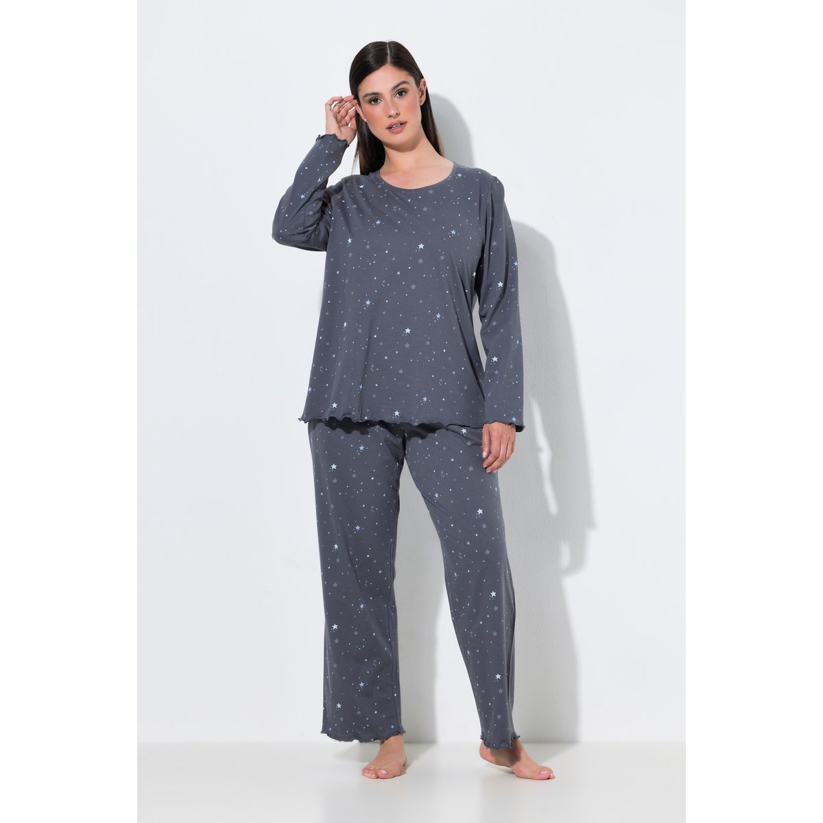 Pyjama motif étoiles, ourlet « vagues » gris foncé, ULLA POPKEN