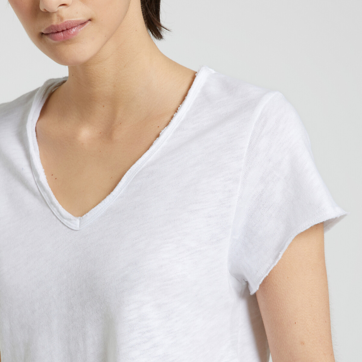 T-shirt scollo a v maniche corte SONOMA bianco, AMERICAN VINTAGE