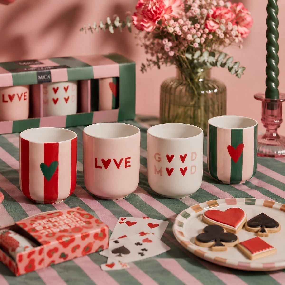 Tasse et soucoupe blanc, MICA DECORATIONS