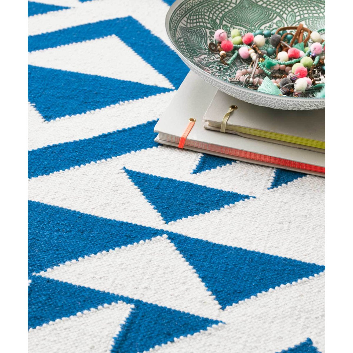 Tapis en laine, tissé main, motif ethnique ,  BLUE MELLOW bleu, ACCESSORIZE