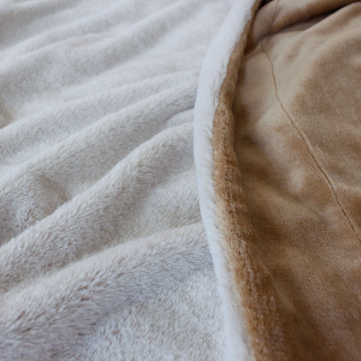 Coussin Azura gris, TOILINUX