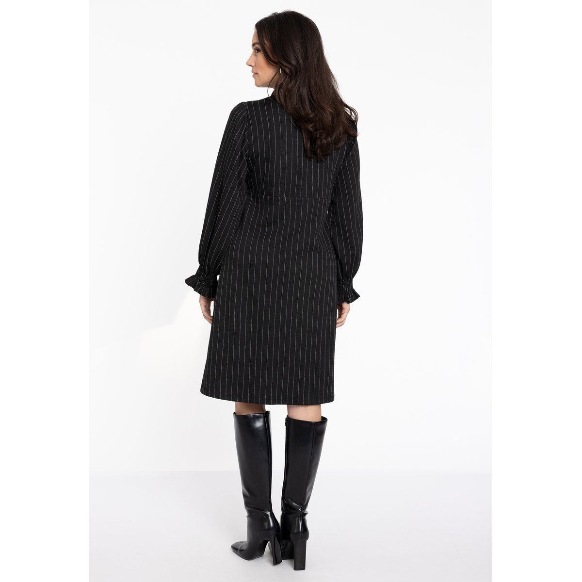 Robe avec manches longues noir, YOEK