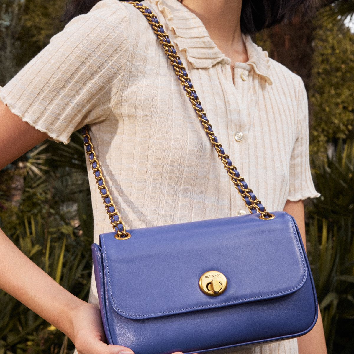 Sac à bandoulière en cuir avec chaîne MINI GRACE lavande, NAT & NIN