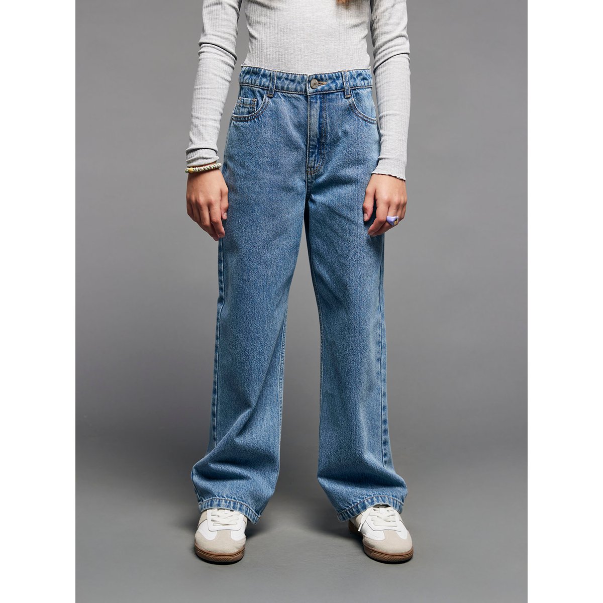 Jean loose bleu moyen, JONEN