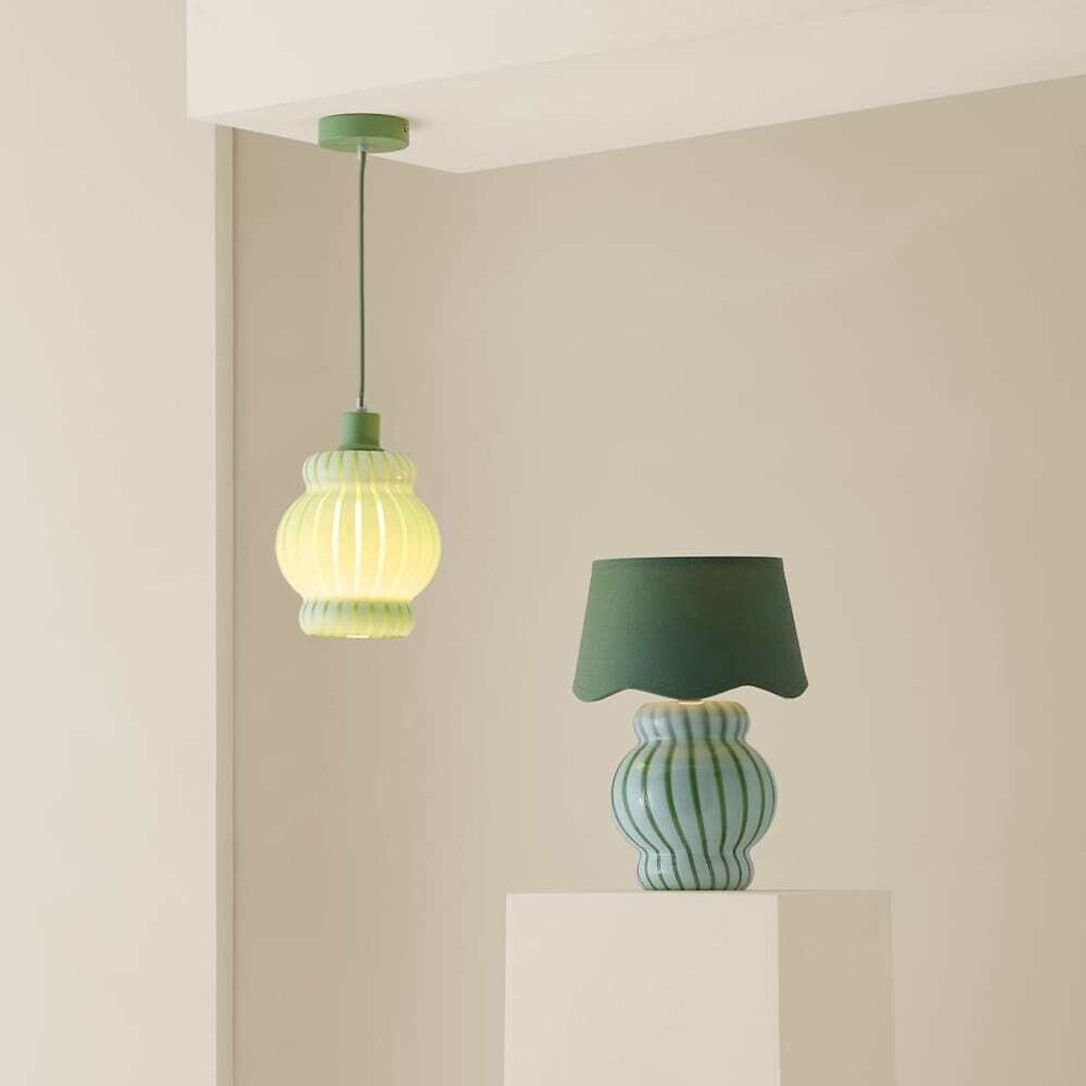 Toffee Stripe Glass Pendant Light green, SO'HOME