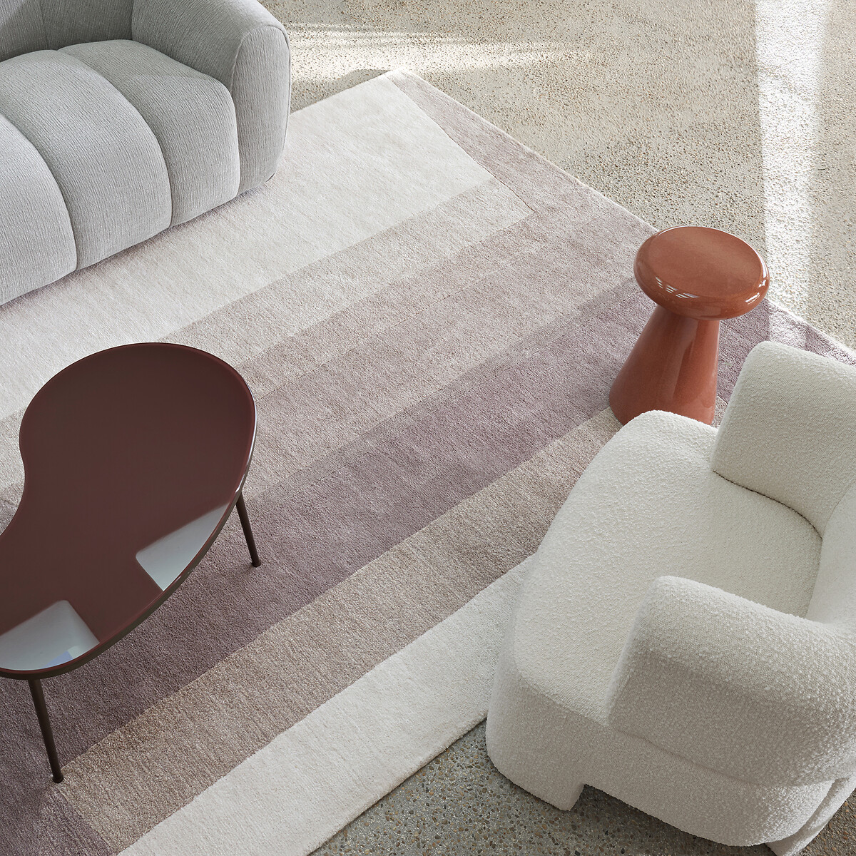 Tapis tufté à la main, en lyocell et laine, LUCE gris rosé, AM.PM
