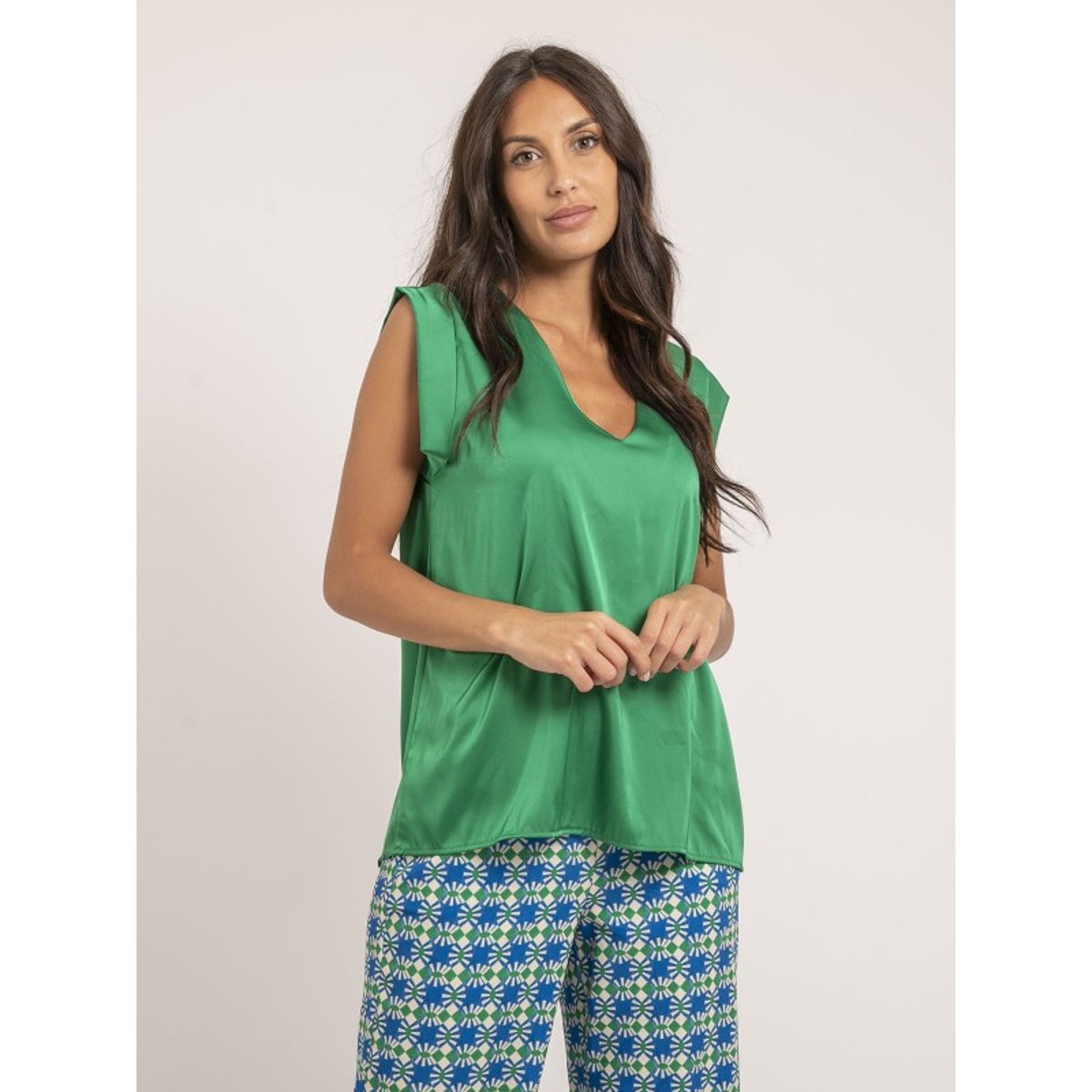 Top Col V Satin Fika vert, DONA LISA