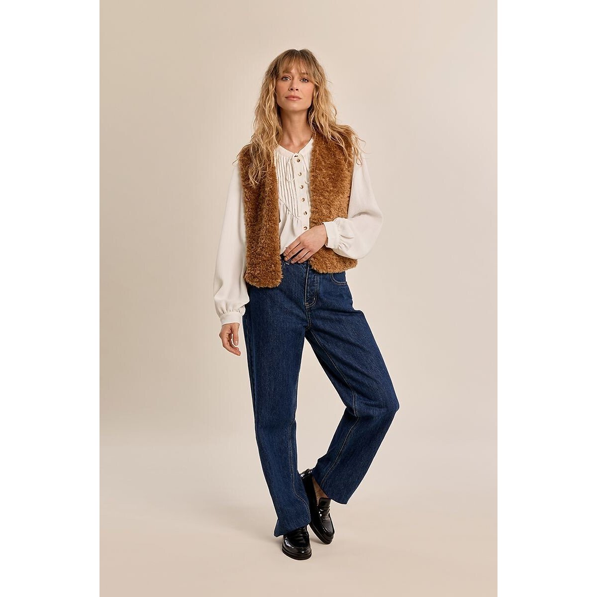 Mouwloos vest in sherpa camel, MOLLY BRACKEN