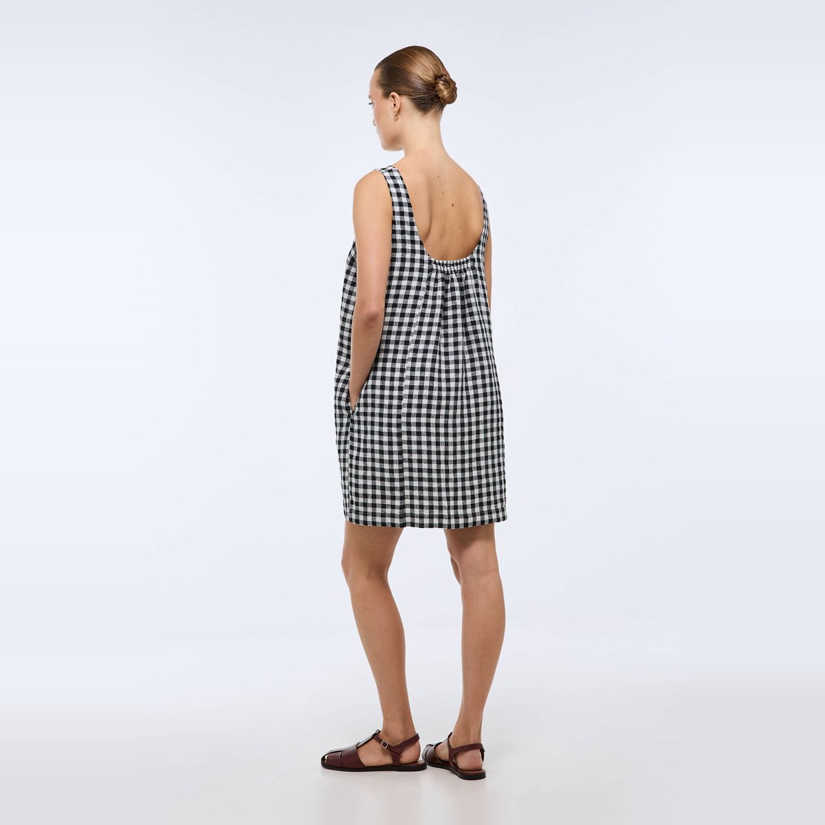 Robe courte vichy en lin noir, MONOPRIX