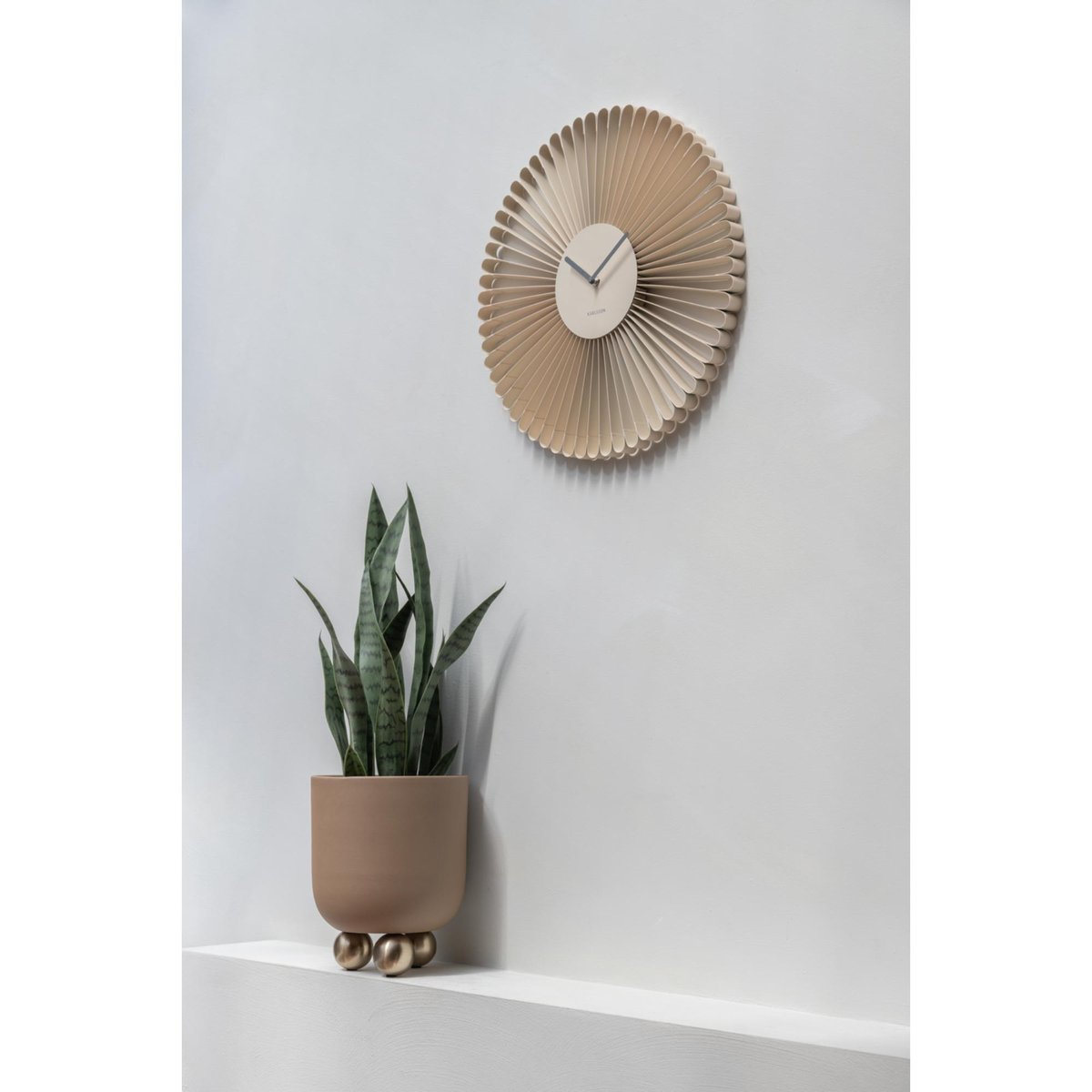 Horloge Murale Métal CASCARA blanc cassé, KARLSSON