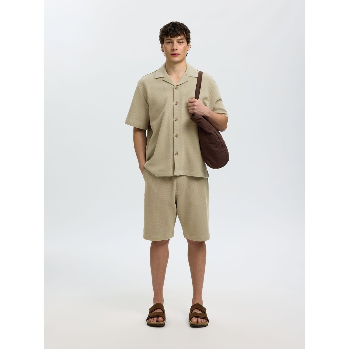Short vetiver, SELECTED