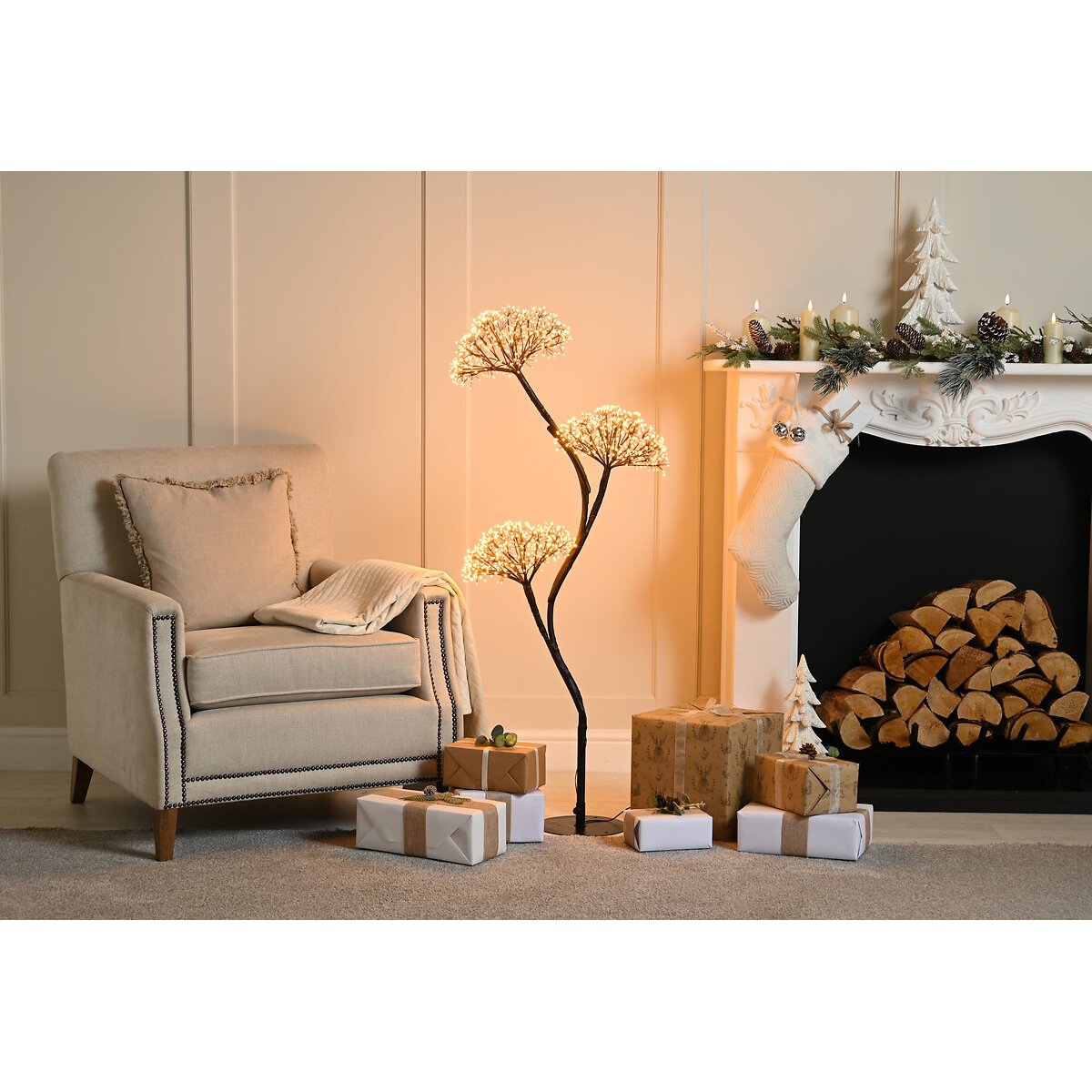 120cm Dewdrop Fireball Christmas Tree with LED Lights warm white, SO'HOME