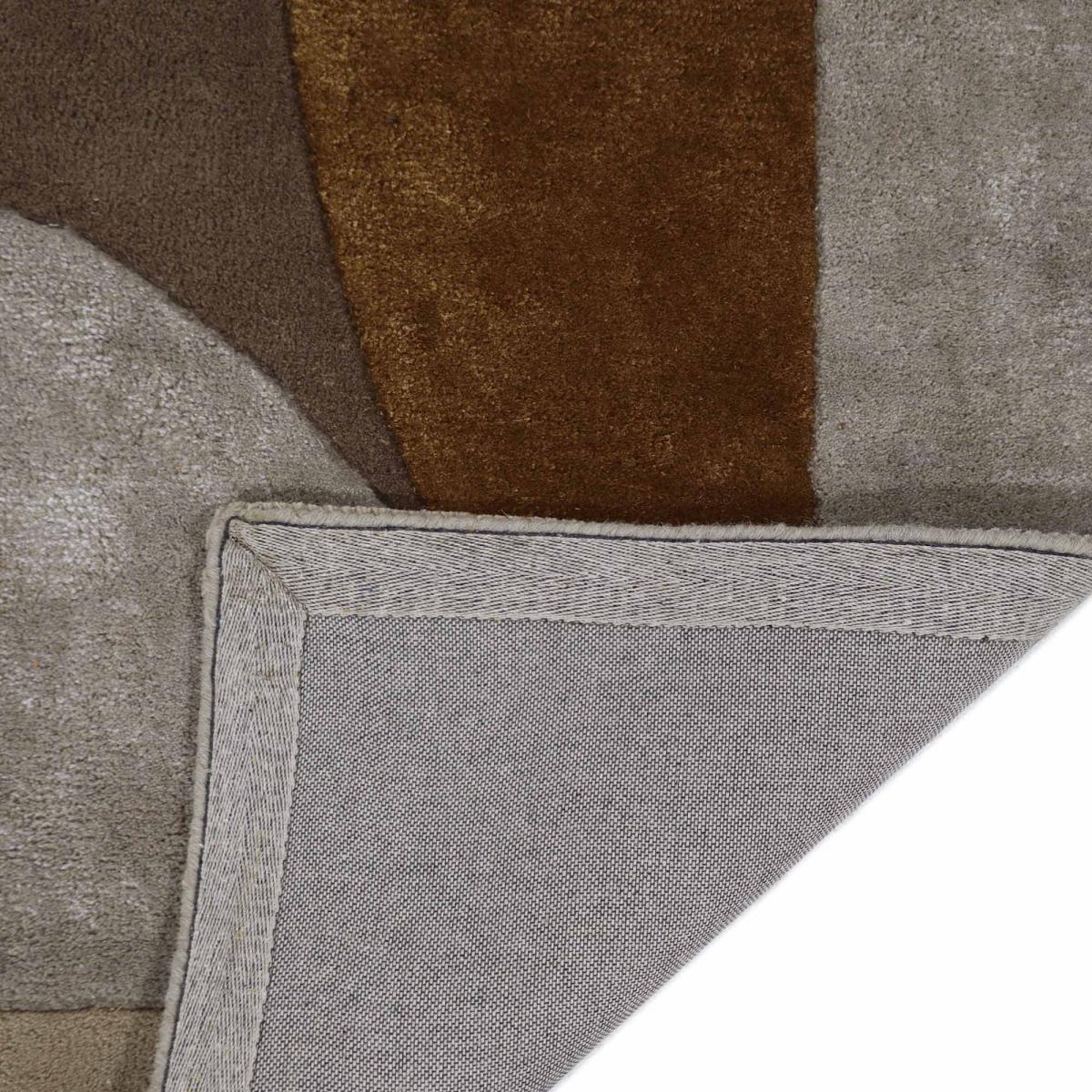 Tapis chambre GABIO fait main en laine et viscose, motif contemporain crème, marron, taupe, UN AMOUR DE TAPIS