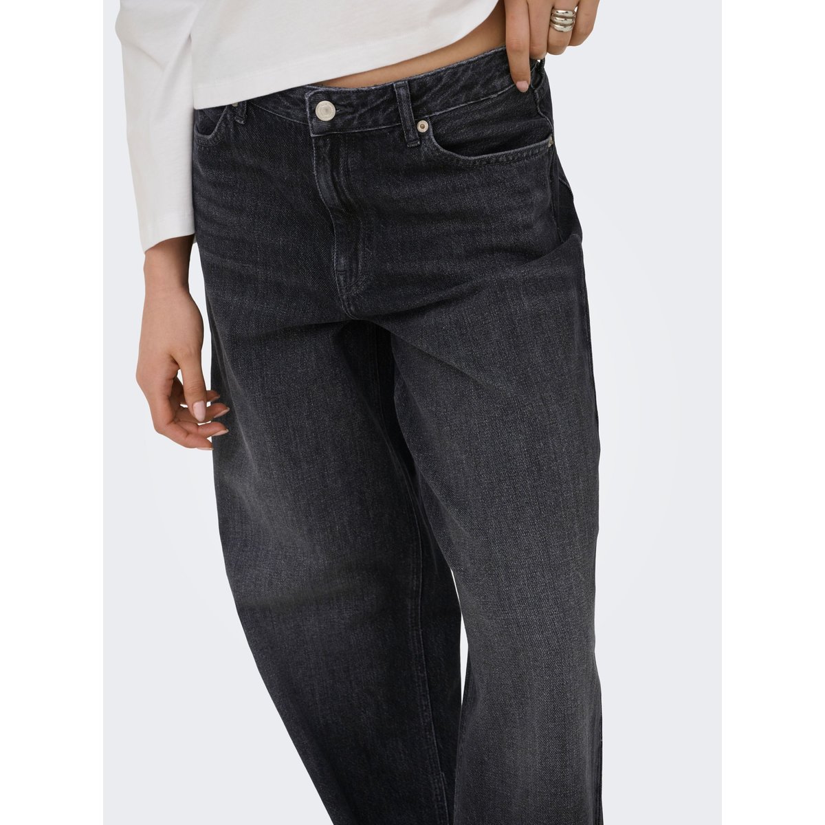 Jean Coupe Droite washed black, ONLY