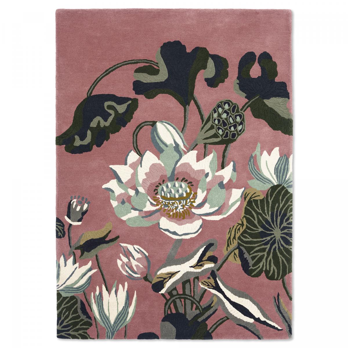 Tapis salon et chambre fait à la main en laine motif floral WATERLILY rose, vert, beige, UN AMOUR DE TAPIS