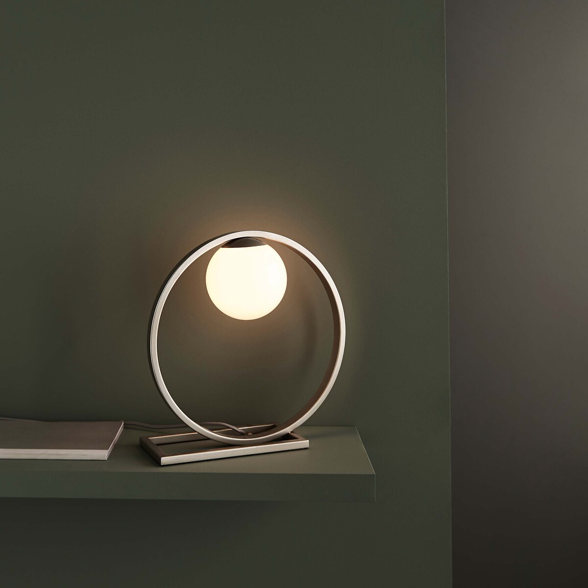 Evan Globe Table Lamp silver-coloured, ÉDITÉ