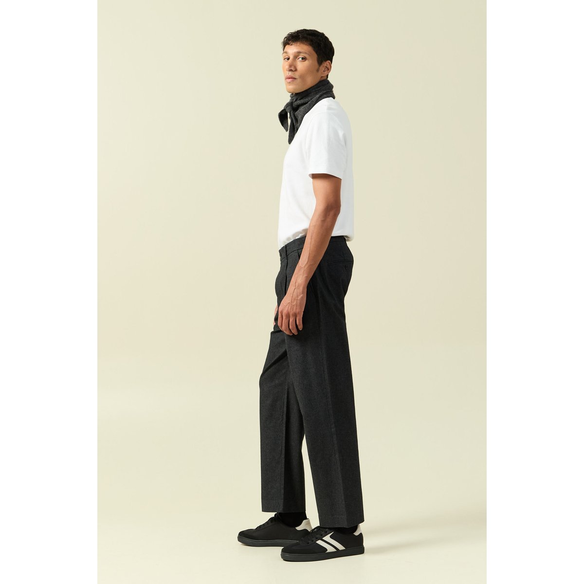 Pantalon chino large longueur 32 gris foncé, BONOBO