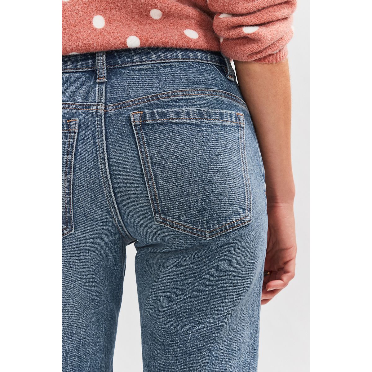 Bermuda longueur genou en denim bleu moyen, NEXT