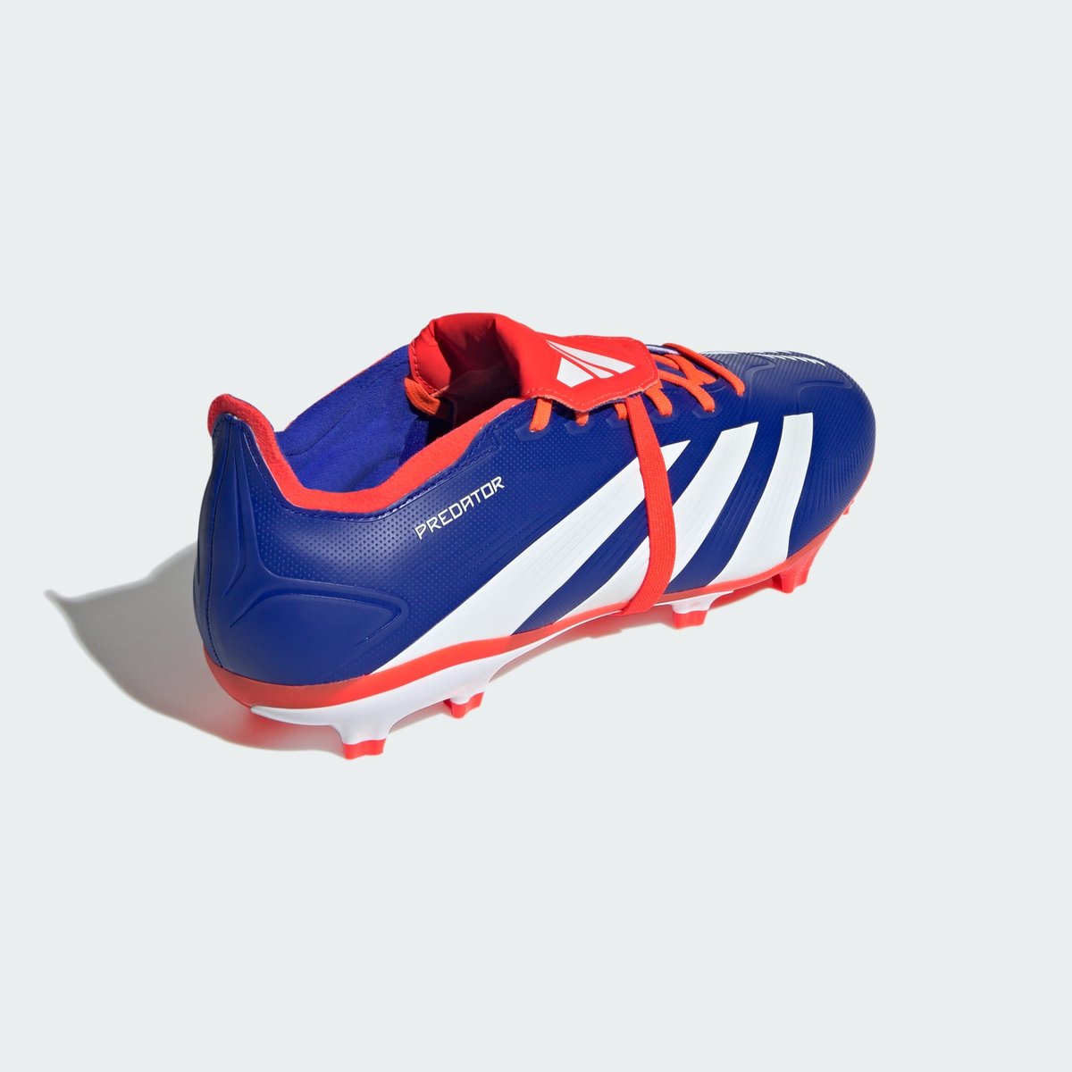 Chaussure Predator League Fold-Over Tongue Terrain souple lucid blue / cloud white / solar red, adidas Performance