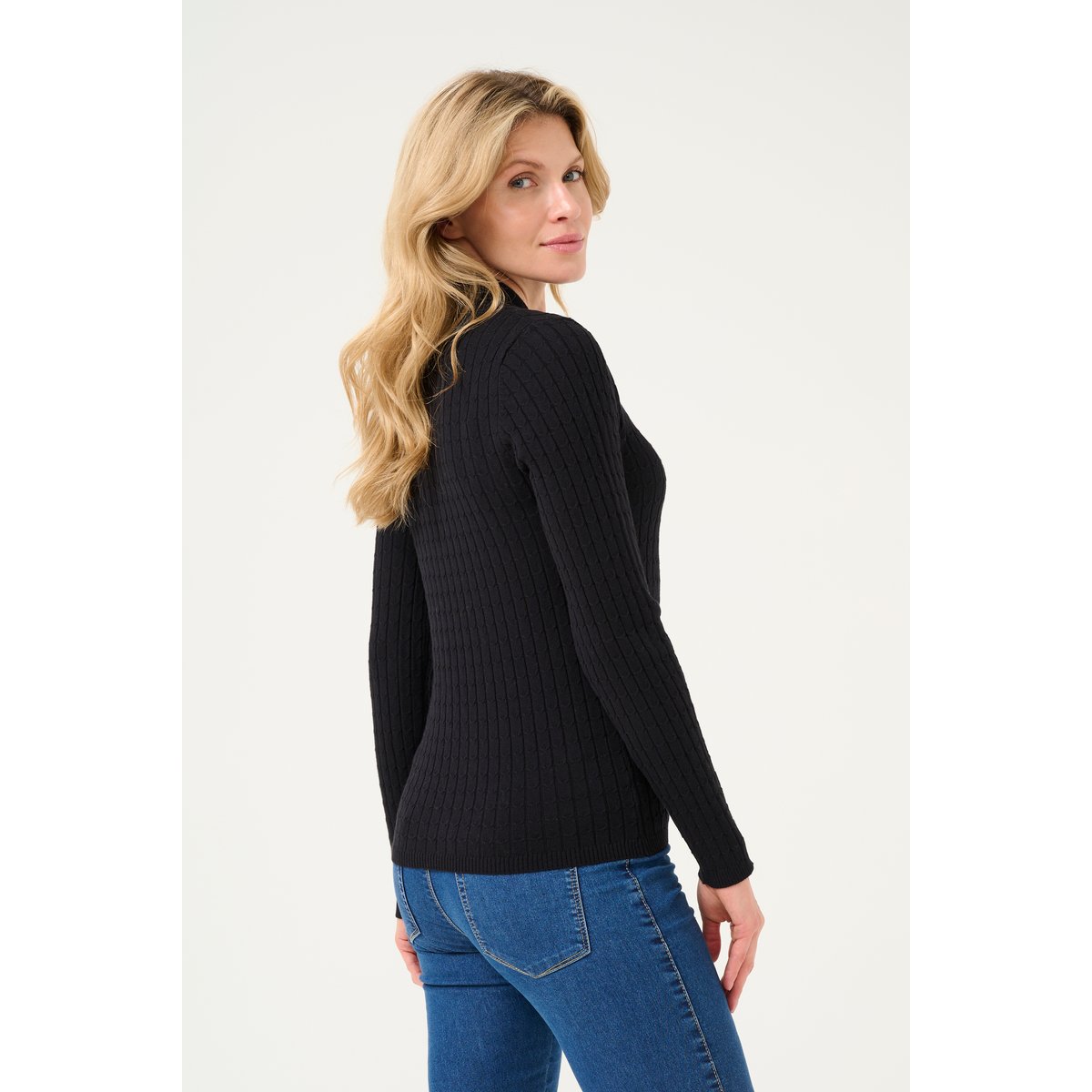 Knitted pullover noir black deep, KAFFE