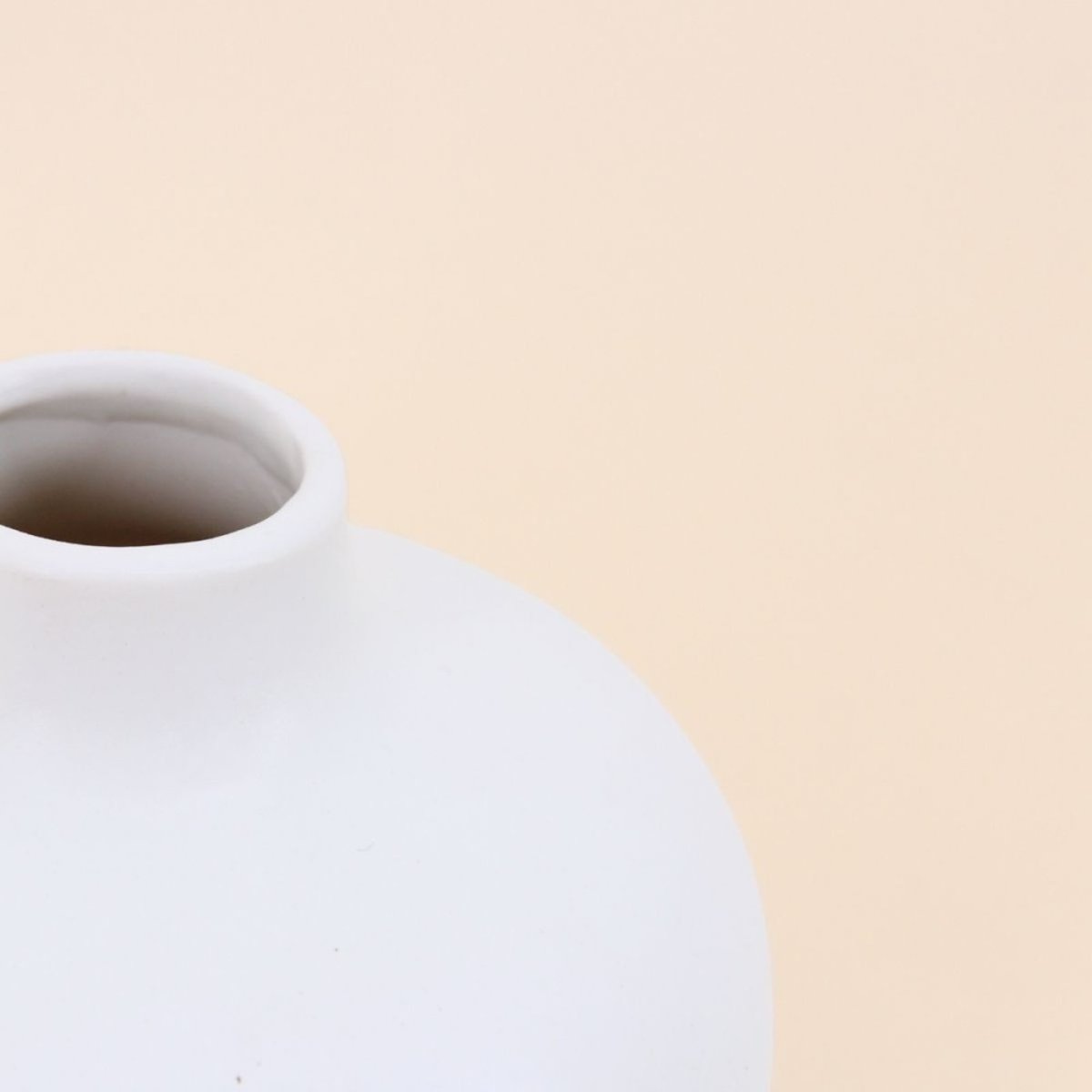 Vase en céramique avec anse, H11cm blanc, ORNAMI