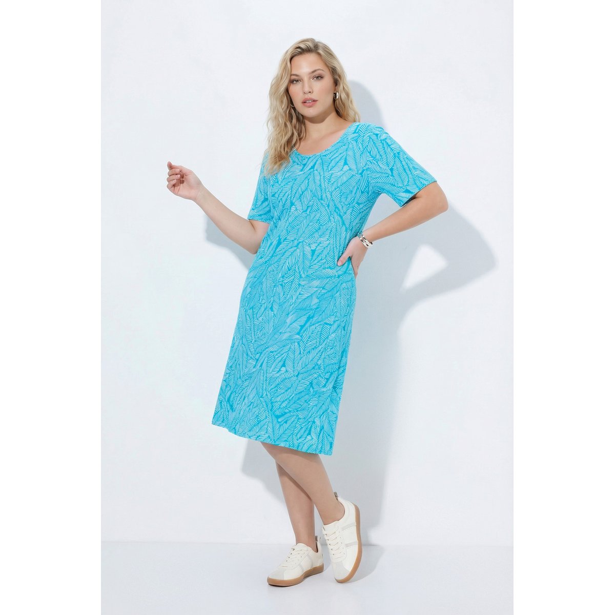 Robe en jersey motif feuilles aqua foncé, ULLA POPKEN