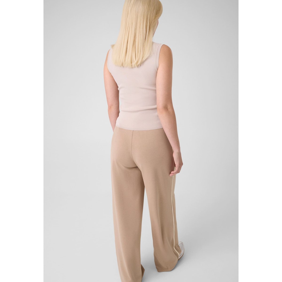 Haut Pull Sans Manches beige, GUESS