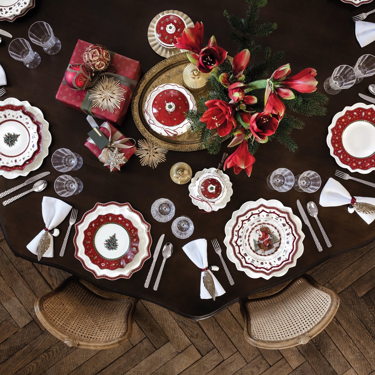 Assiette Creuse Blanche TOY'S DELIGHT rouge, VILLEROY & BOCH