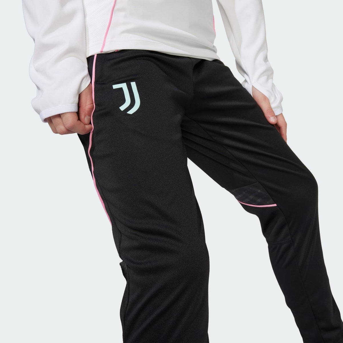 Pantalon D'entraînement Juventus Tiro 25 Competition Enfants black, adidas Performance
