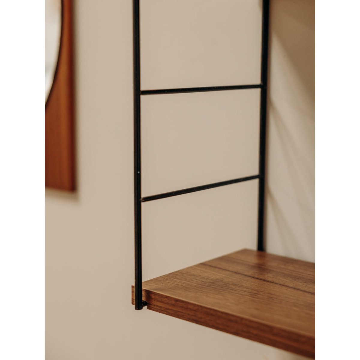 Étagère scandinave en bois et métal Isabelle N°290 - Bon état noir, DEBONGOUT