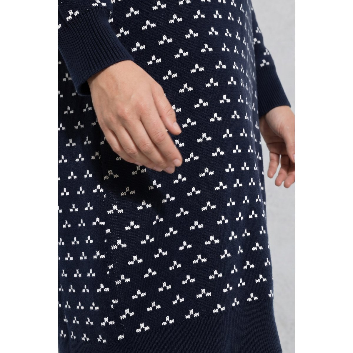 Robe en maille, motif graphique marine, ULLA POPKEN