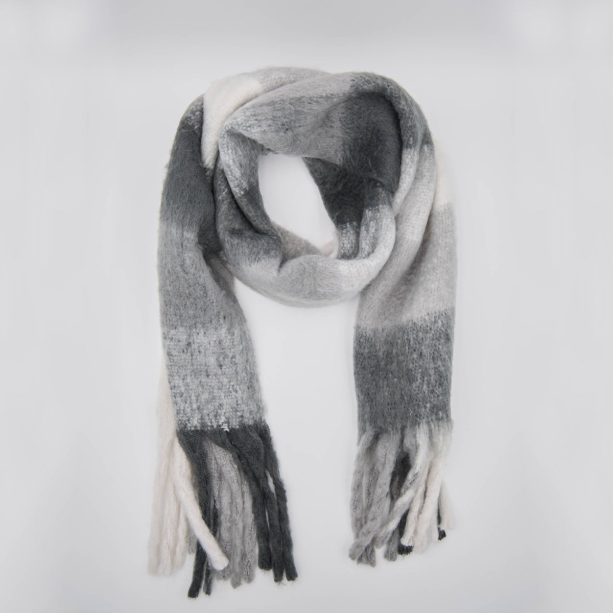 Echarpe Emilia noir, MISE AU GREEN