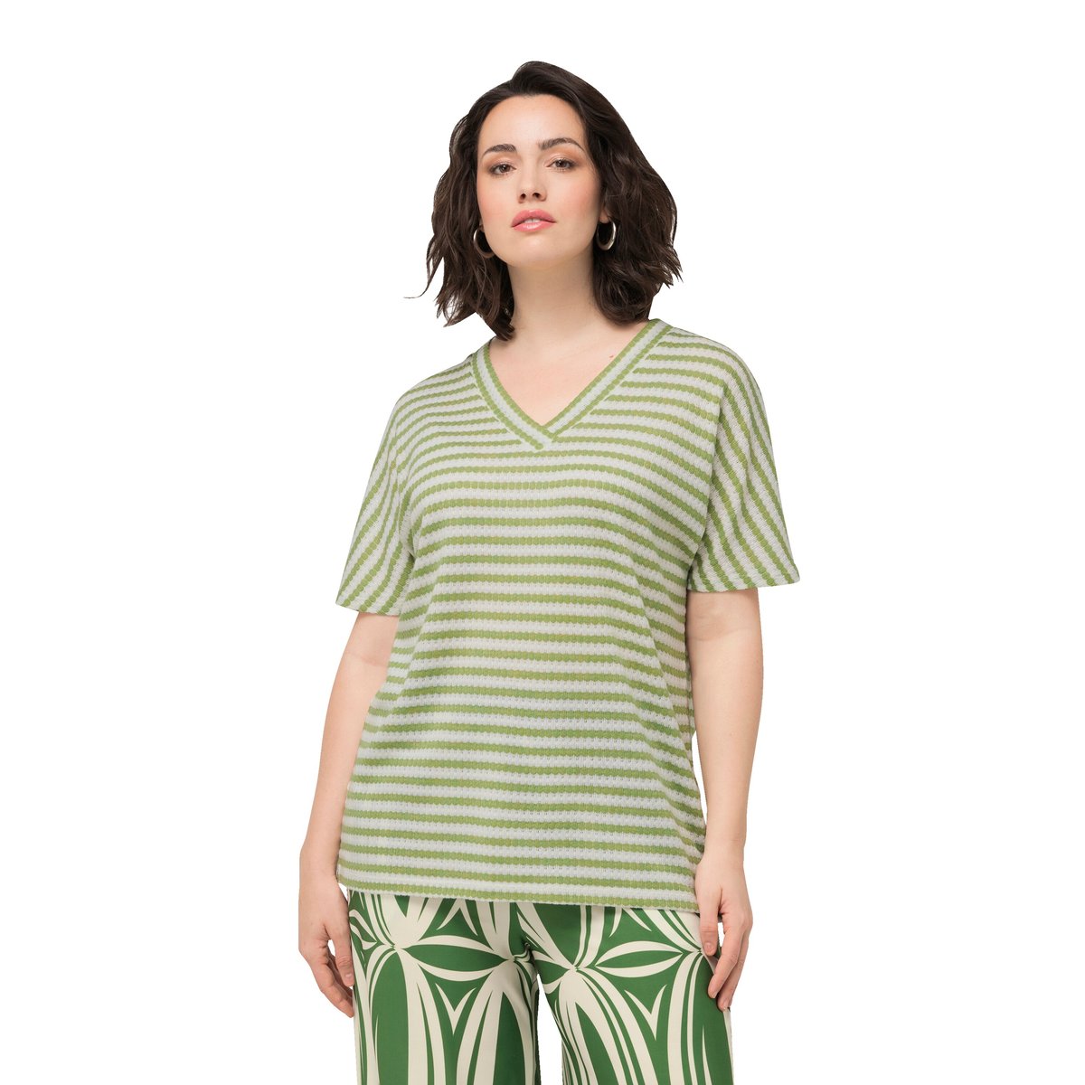 Sweat-shirt oversized bicolore à col V et vert mousse, ULLA POPKEN