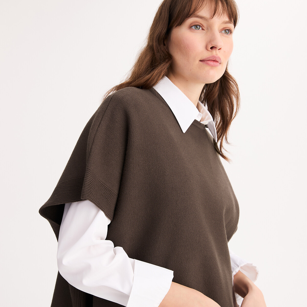 Poncho con cuello redondo de punto Milán marrón, ANNE WEYBURN