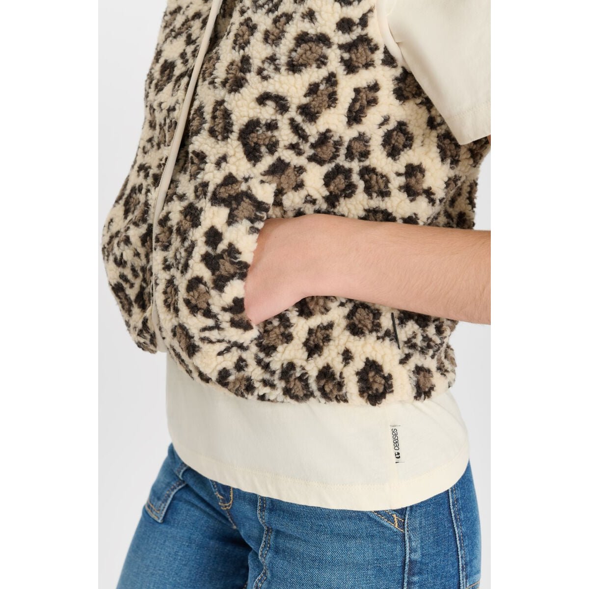 Veste sans manches SANRYGI leo cream, LE TEMPS DES CERISES