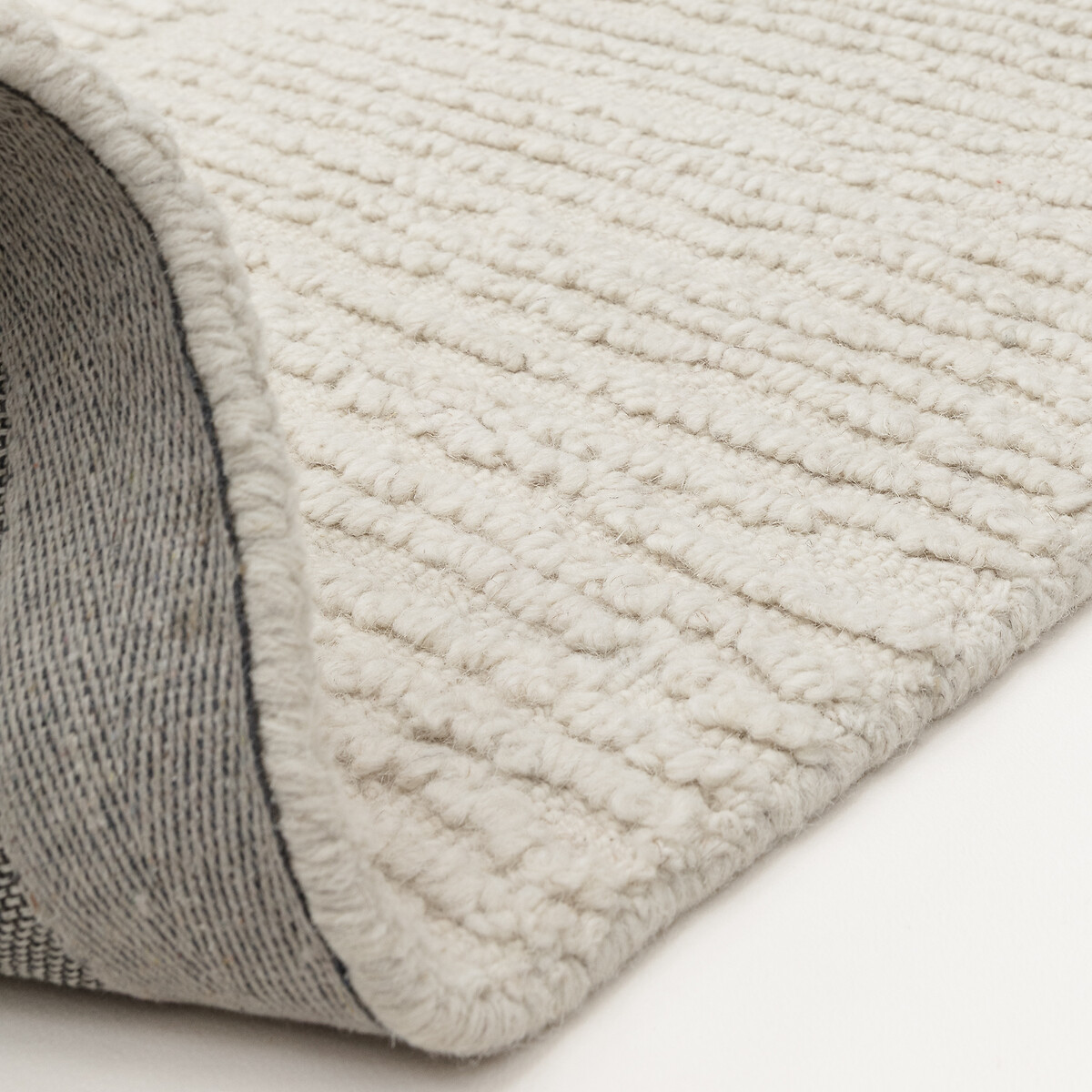 Zennith Textured Collumn Rug cream, SO'HOME