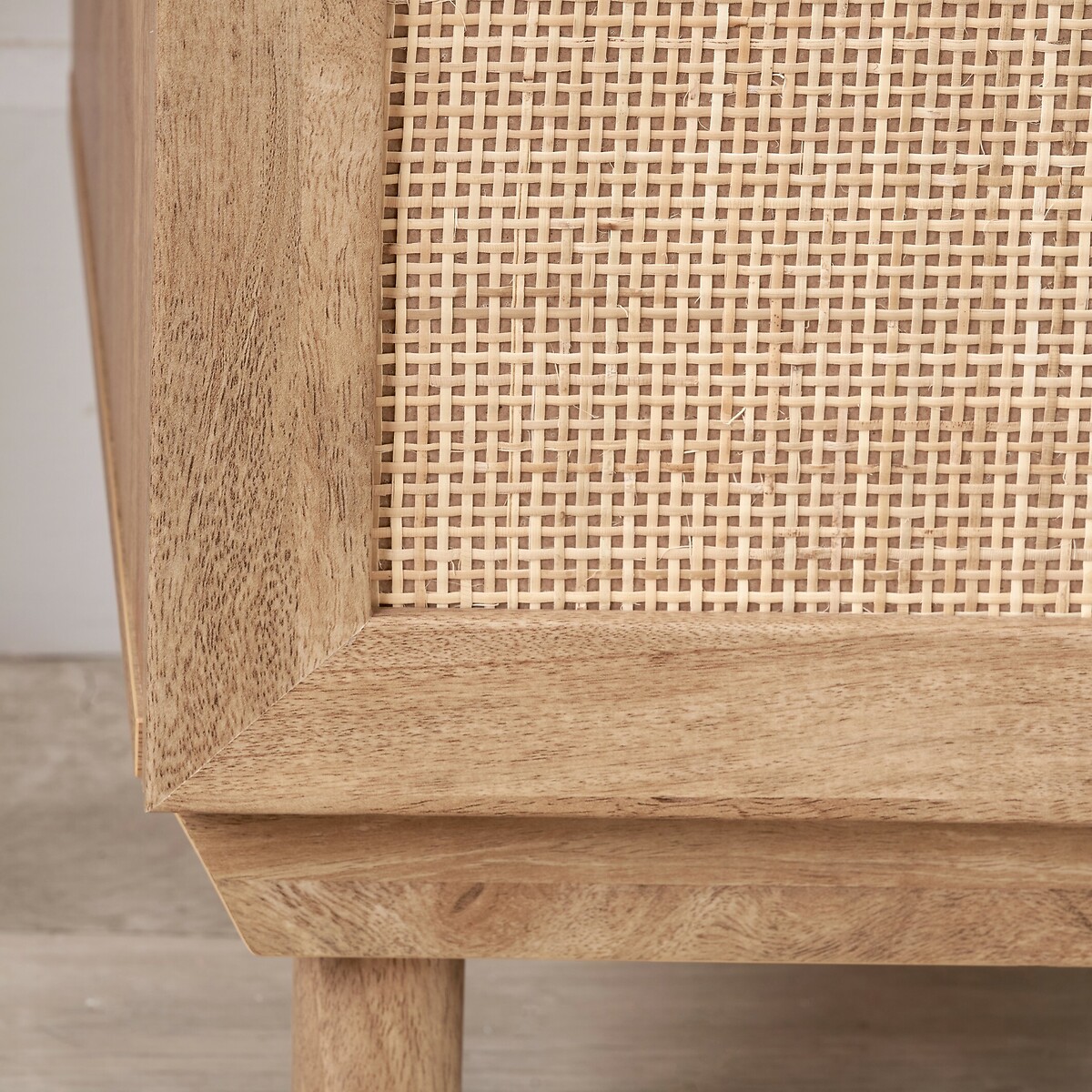 Hedric Natural Rattan Bedside Table natural rattan, ÉDITÉ