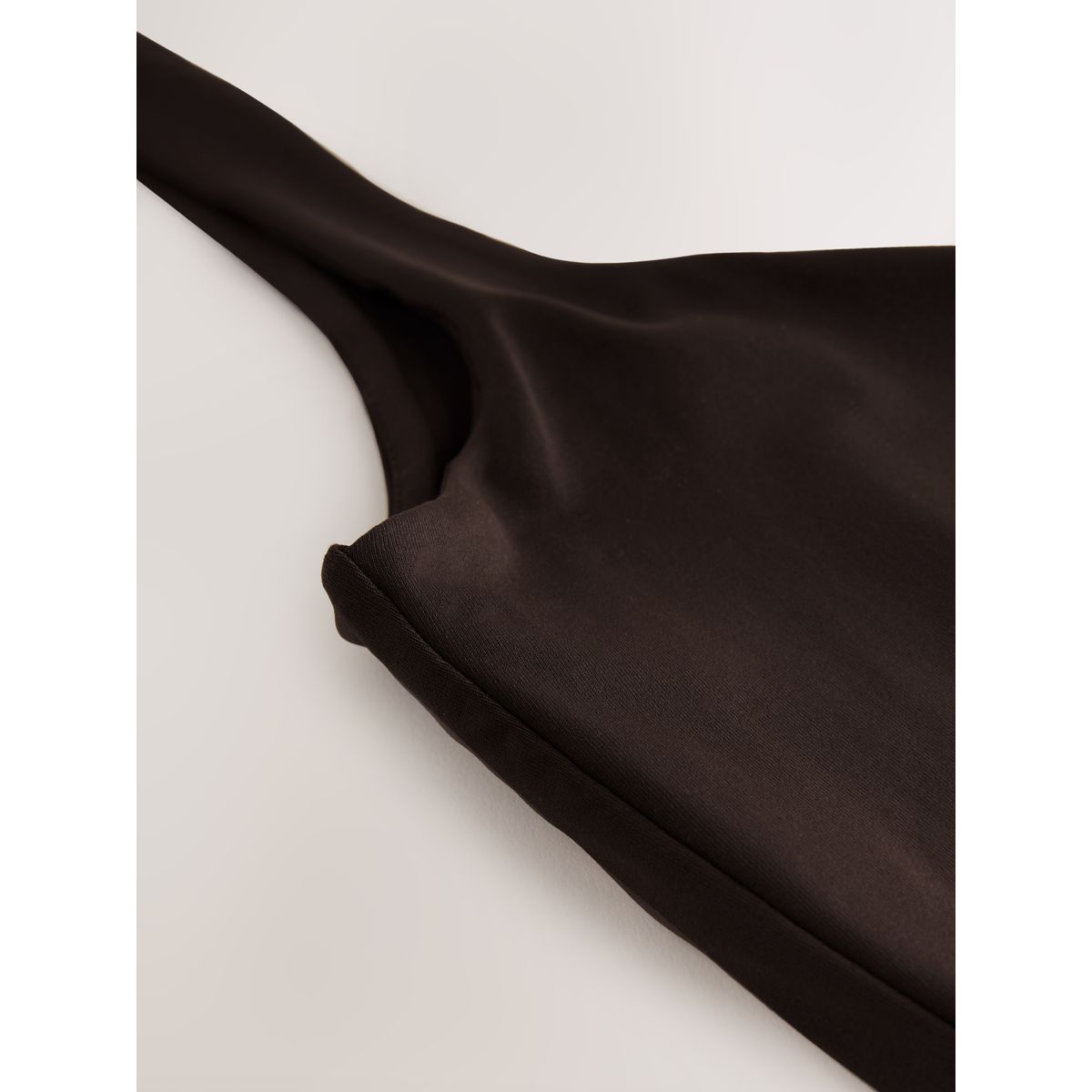 Débardeur en nylon doux à encolure dégagée marron chocolat, NEXT