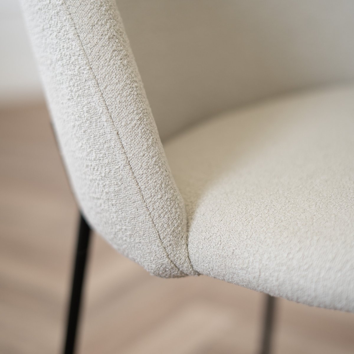 Lot de 2 chaises en tissu bouclette - KARL beige, MAISON PAVANE